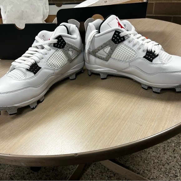 Jordan 4 Baseball Cleats - Picture 1 of 11